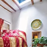 Center Flat By Interhome
