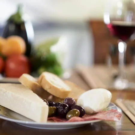 Center Flat By Interhome * 锡耶纳